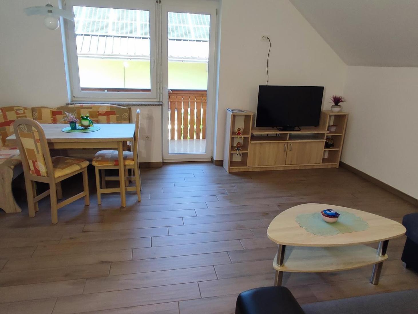 Apartments And Wellness Jelovca Radovljica Εξωτερικό φωτογραφία