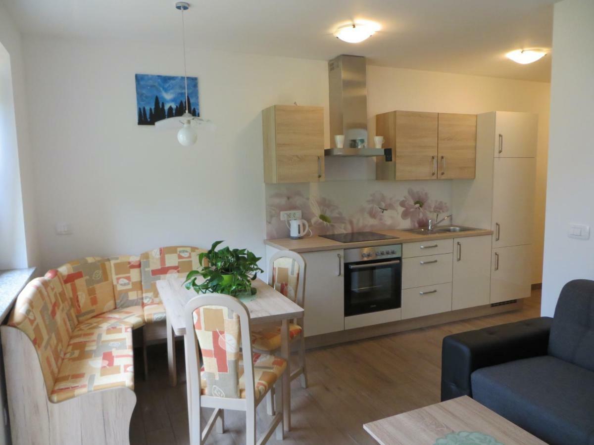 Apartments And Wellness Jelovca Radovljica Εξωτερικό φωτογραφία